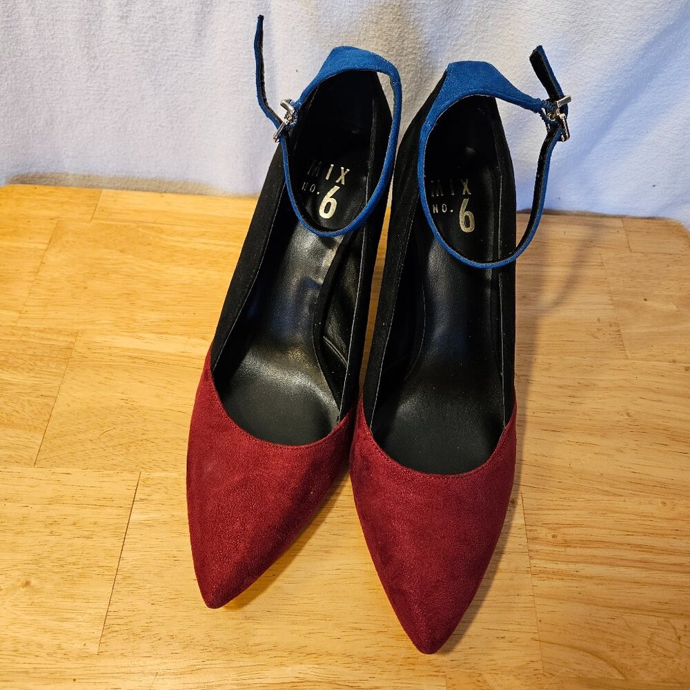 Women's Mix No. 6 High Heel Shoes Size 8W.  Red, Blue and Black.  ITEM #1966